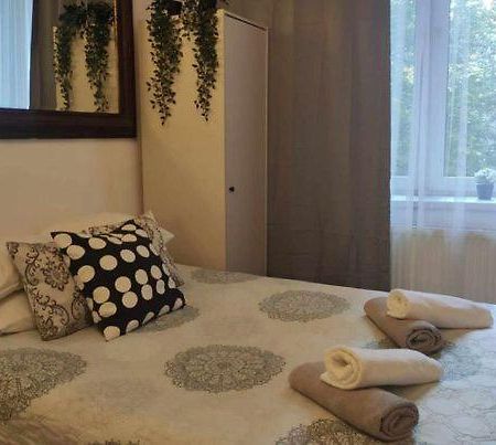 Your Trip Apartment كراكوفيا المظهر الخارجي الصورة